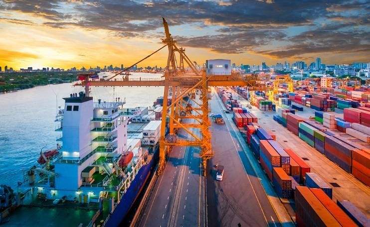 华尔街日报:沙特计划7月油产创新高 伊拉克将配合“稳定”油价