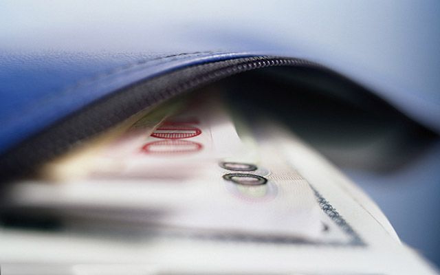 美联储如期降息25个基点 鲍威尔施展预期管理平衡术